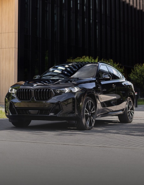BMW X6 xDrive40d M Sport в чёрном цвете — спортивный премиум-SUV в аренду в Варшаве. Стиль, мощь и комфорт от SK CARS.